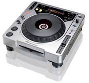 Pioneer CDJ-800 DJ decks plus stand - FINAL CHANCE TO BUY